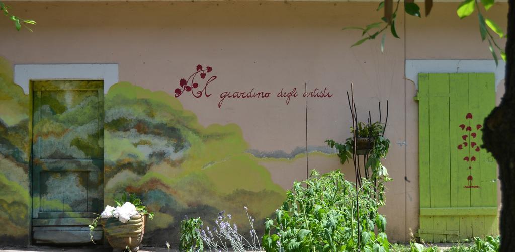 Al Giardino Degli Artisti Bed & Breakfast Cairo Montenotte Exterior photo